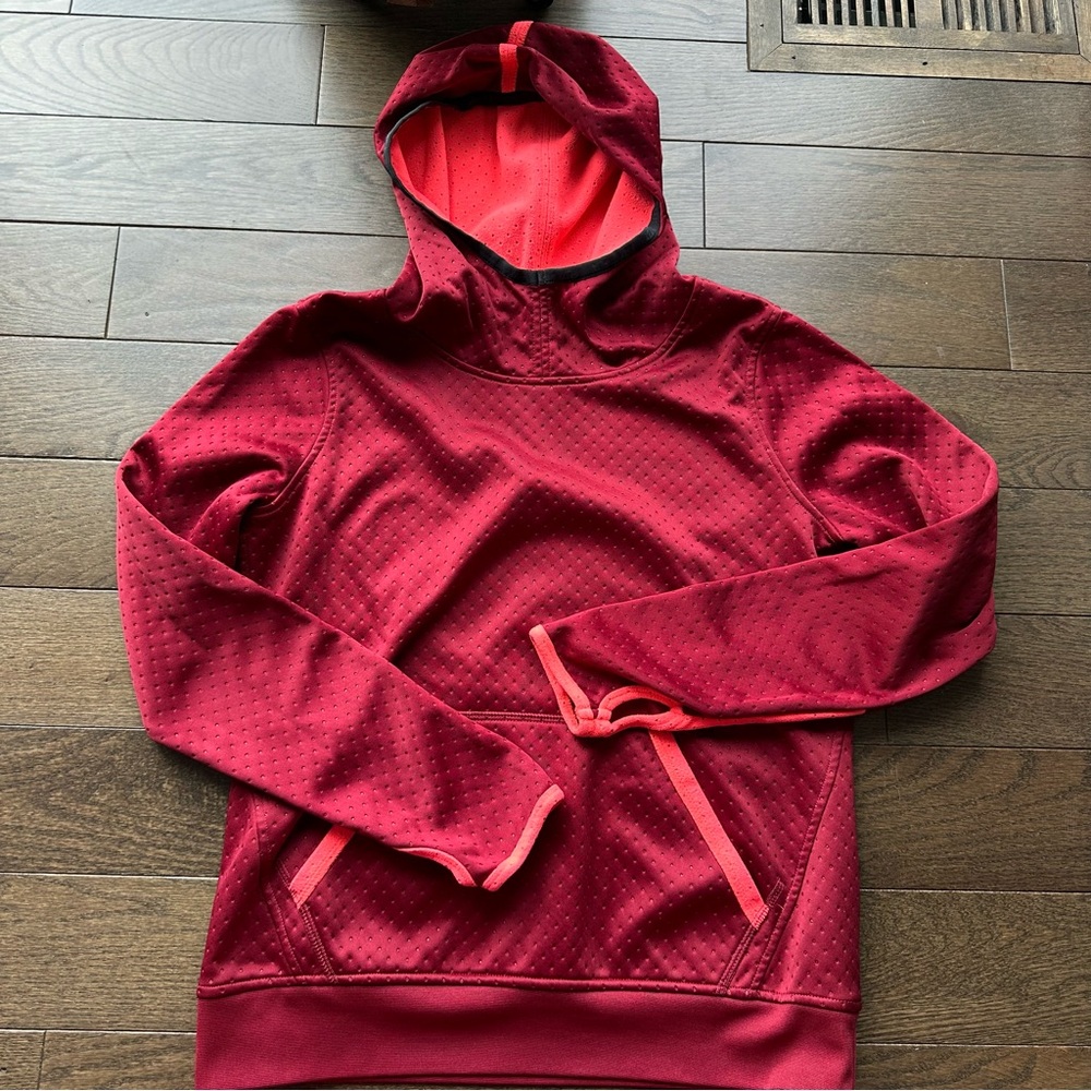 Fox hoodie with thumb holes
